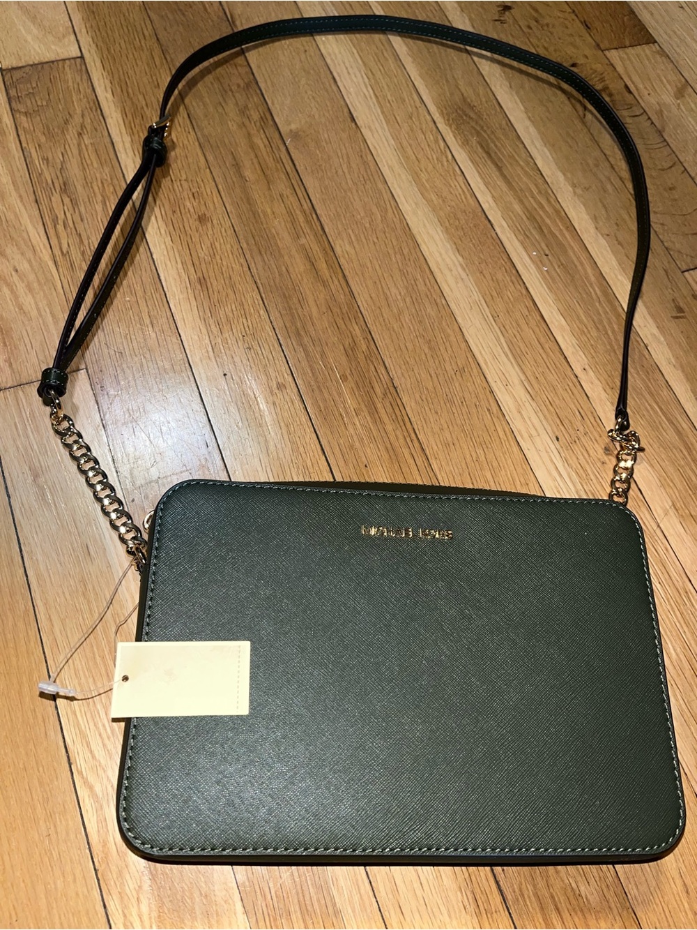Michael Kors Olive Green JetSet Leather Crossbody Bag *NEW with Tags*